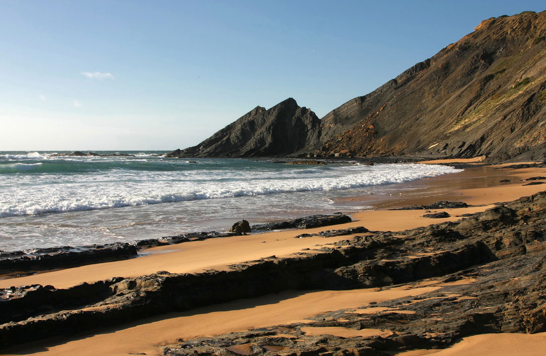 Praia de Odeceixe - Aljezur | The Algarve Beaches | Portugal Travel Guide