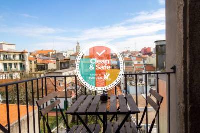 Liiiving in Porto | Historic Clérigos Apartments