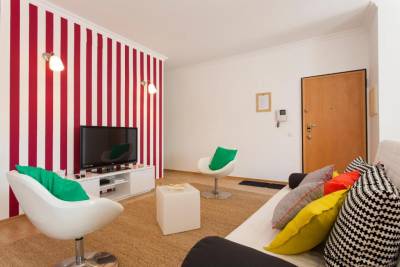 Sunny 2-bedroom in Downtown Lisbon - Baby-friendly + Elevator + AC