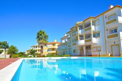 Praia del Rey Holiday Apartments