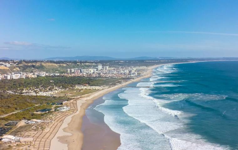 Costa da Caparica - Portugal Travel Guide