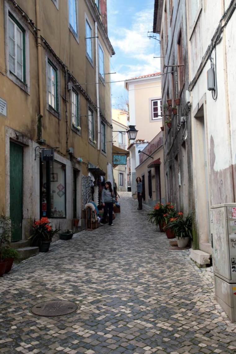 Street in Sintra's Old Town | Portugal Travel Guide Photos